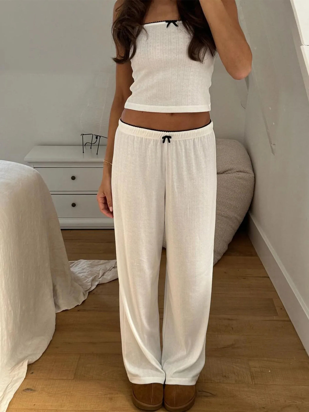 Soft Stretchy Two-Piece Outfit for Women – Casual Chic Loungewear