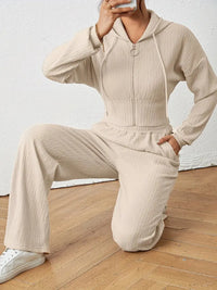 Women’s zip-up hoodie and jogger set in soft fleece fabric for casual wear