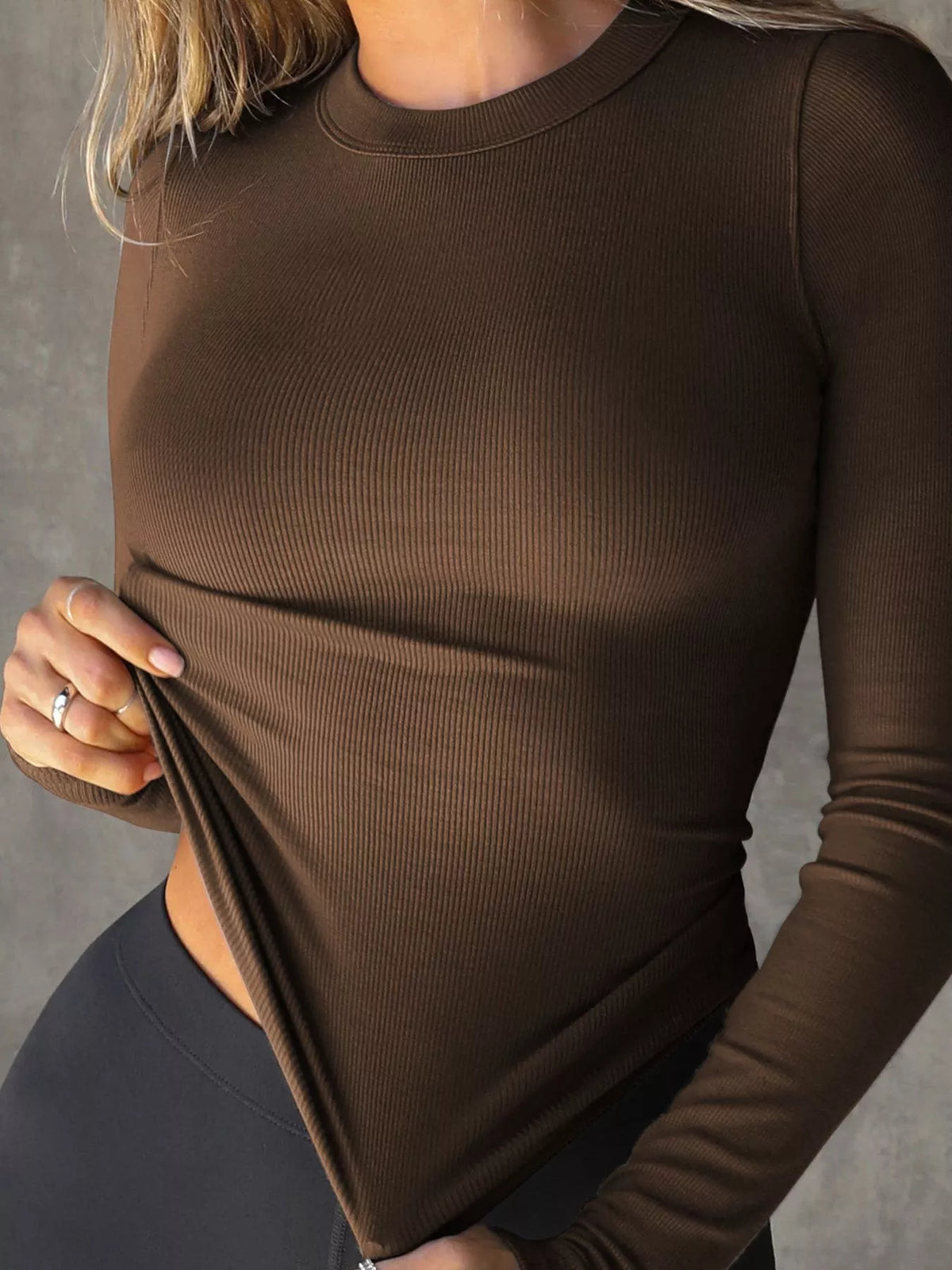 Ribbed Long Sleeve Crop Top - Soft Basic T-Shirt
