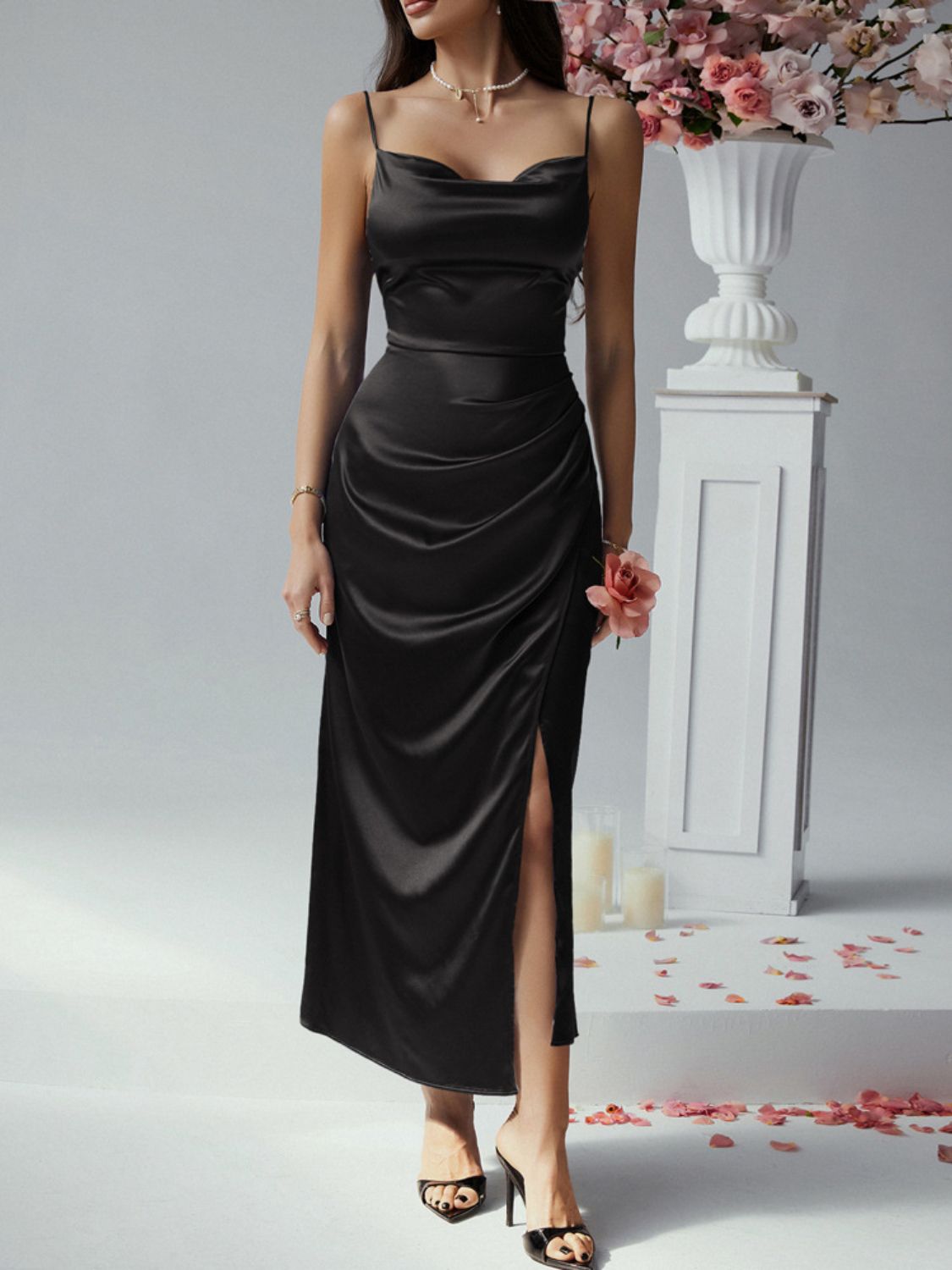 Long slit bodycon dress – perfect for Miami nightlife