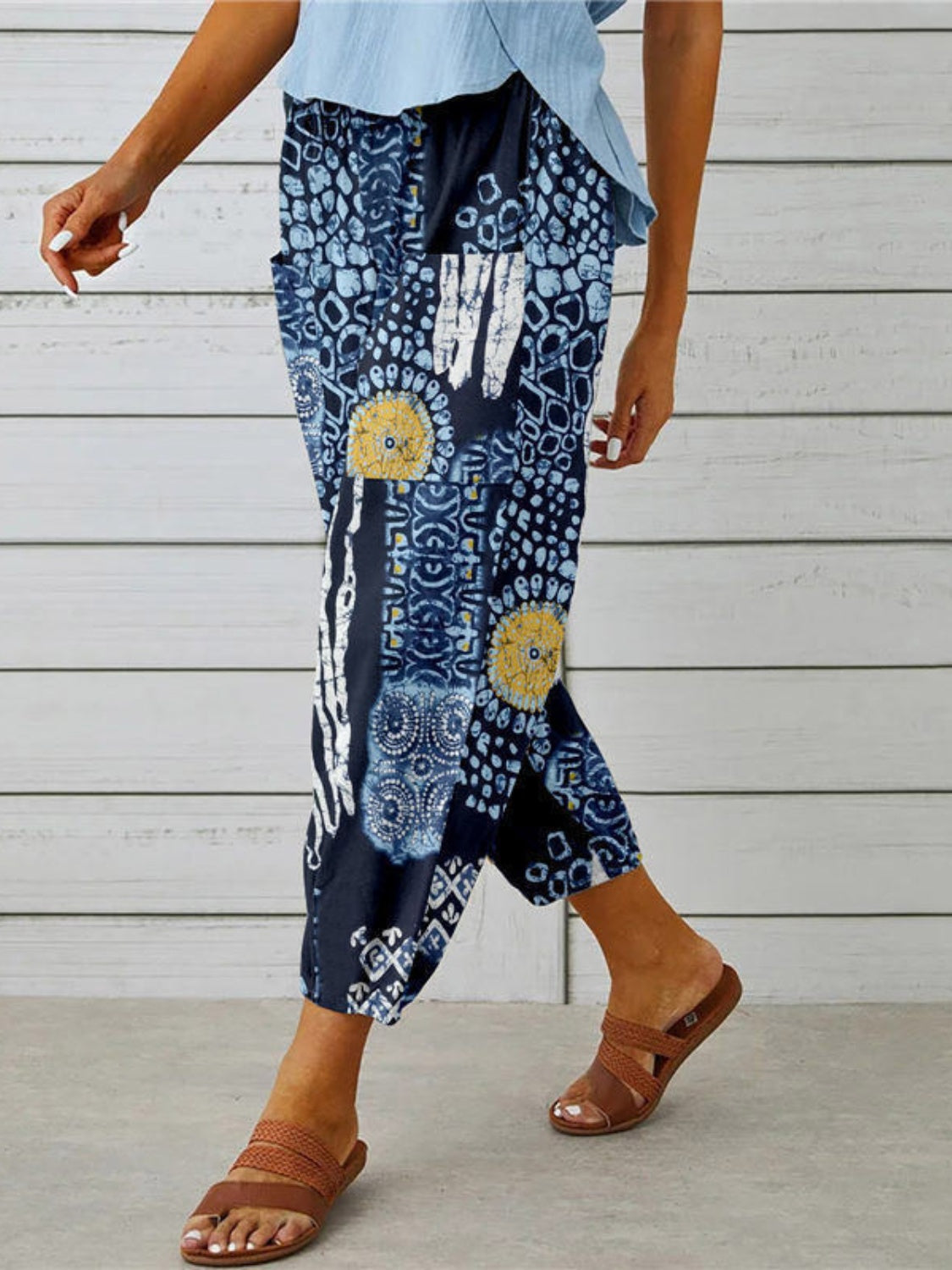 Printed Tied Cropped Pants Trandify deal
