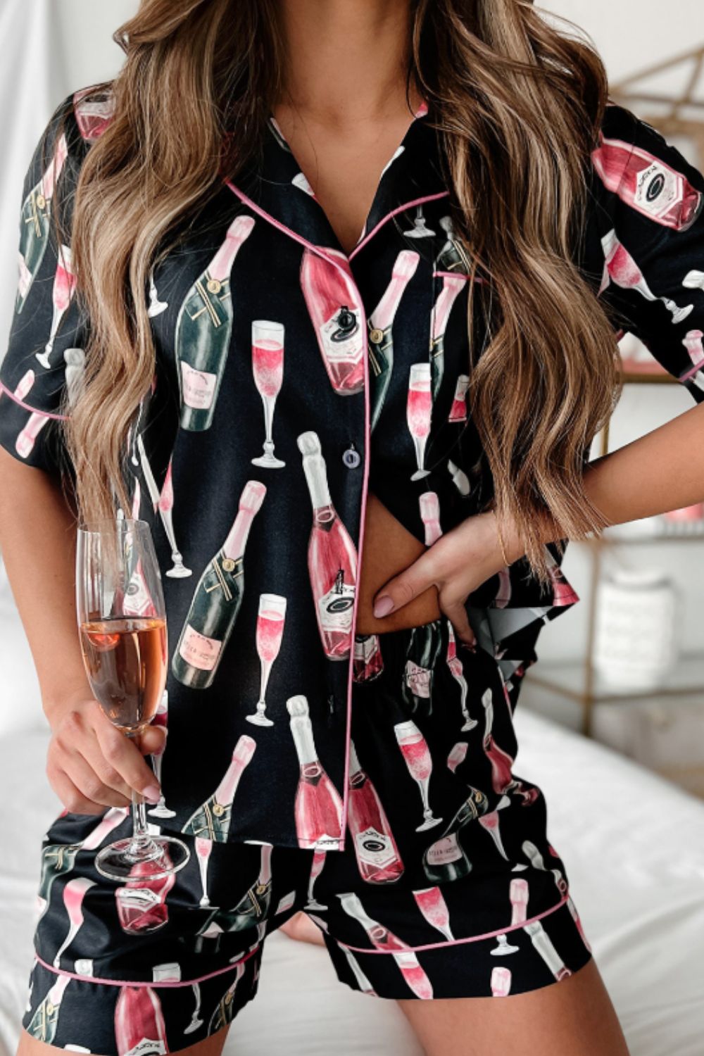 Women's Champagne Print Short Sleeve Top and Shorts Matching Set – Trendy Summer Outfit – Trandifydeal