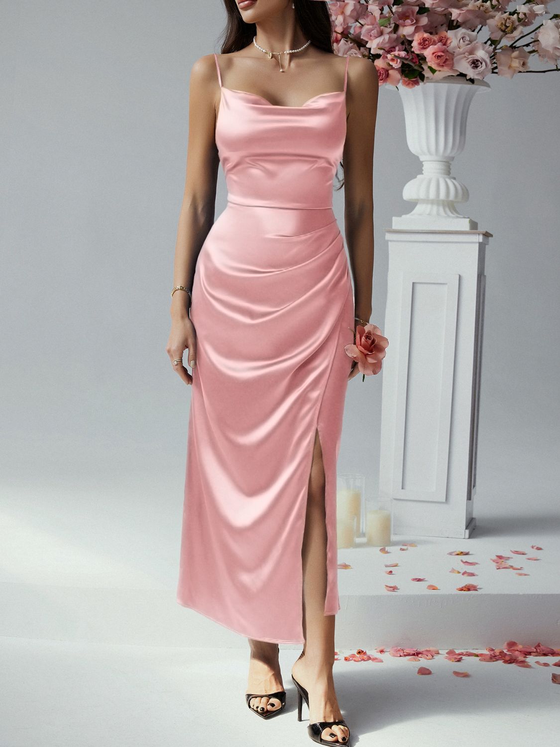 Long slit bodycon dress – perfect for Miami nightlife