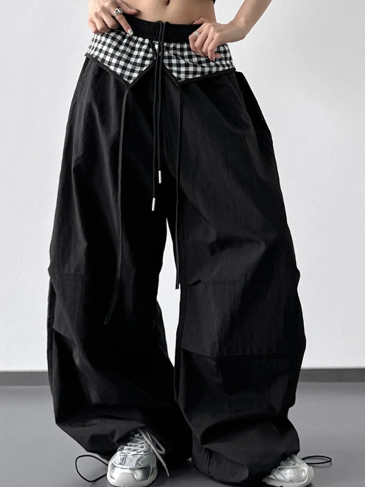 Women’s Black and White Checkered Wide Leg Pants for Casual & Office Outfits