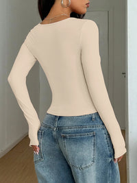 Trendy Square Neck Fitted Tee – Women’s Layering Essential – Soft & Comfortable