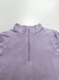 Athletic Style Women’s Crop Tee – Soft Breathable Fabric for Gym or Everyday Wear
