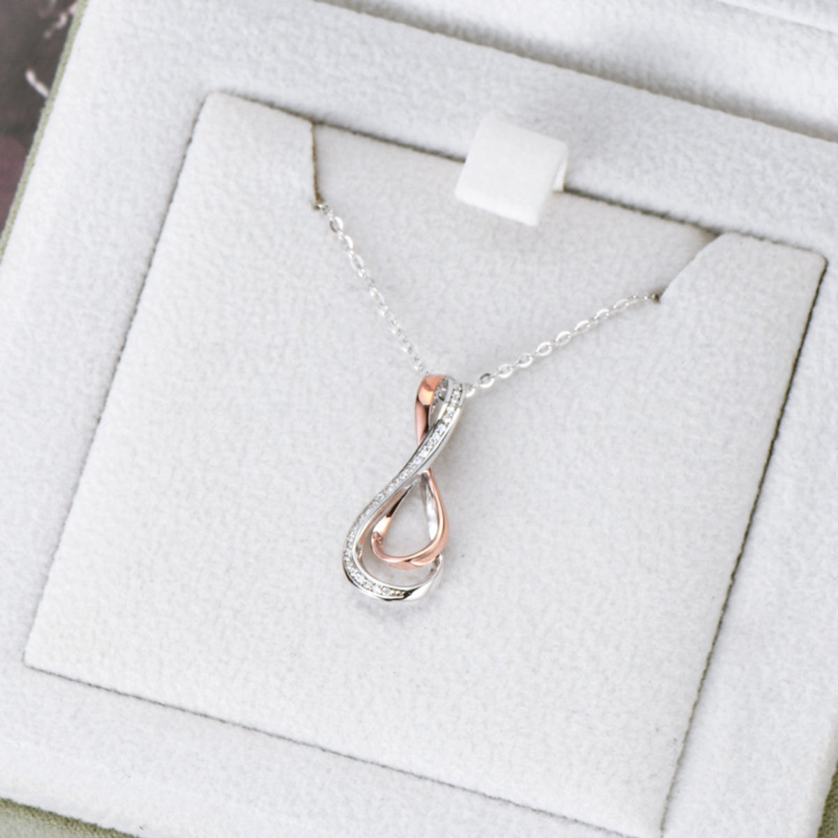 925 Sterling Silver Inlaid Moissanite Infinity Pendant Necklace Trandify deal