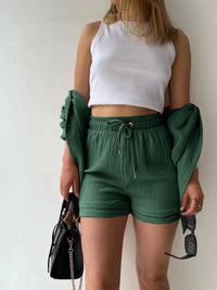 Trendy linen-blend two-piece set for women, stylish matching shirt and shorts