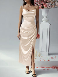 Long slit bodycon dress – perfect for Miami nightlife