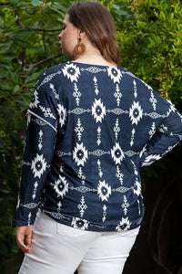 Plus Size Exposed Seams Round Neck Long Sleeve T-Shirt Trandify deal