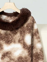 Furry Contrast Three-Quarter Poncho Trandify Deal