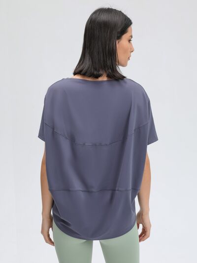 Soft breathable women's tee for gym and everyday outfits