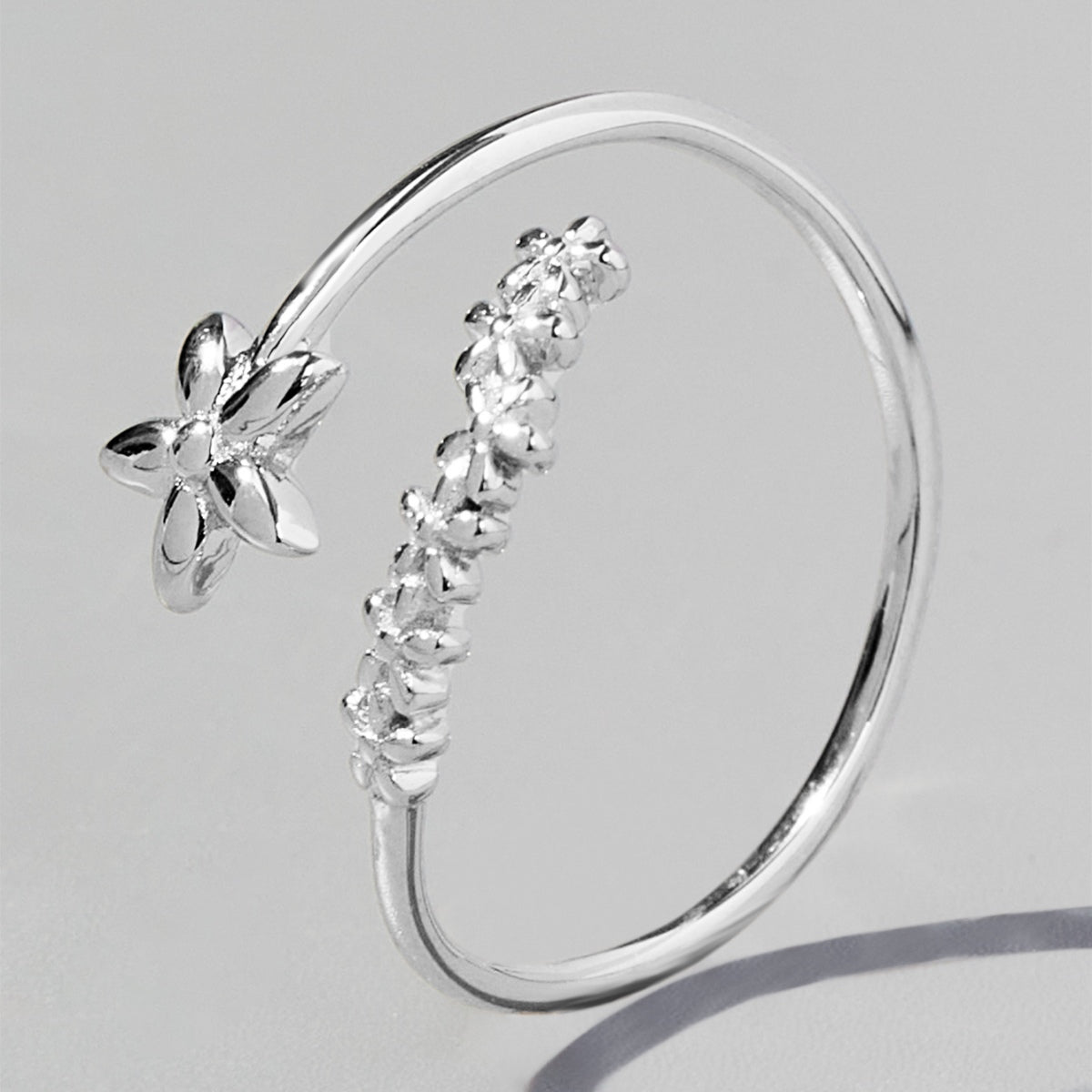 925 Sterling Silver Flower Ring Trandify Deal