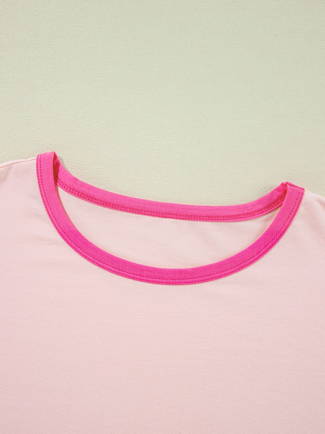 Letter Graphic Color Block Round Neck Half Sleeve T-Shirt Trandify Deal