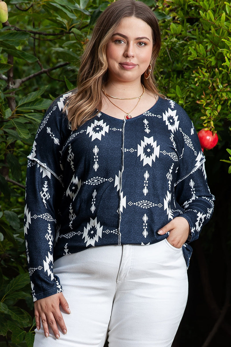 Plus Size Exposed Seams Round Neck Long Sleeve T-Shirt Trandify deal