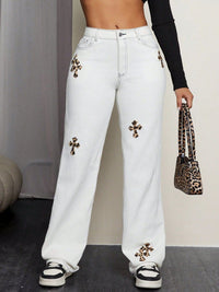 Leopard Cross Detail Straight Leg Jeans for Women – Bold Leopard Print Back Pocket, Premium Denim, Flattering Straight-Leg Fit
