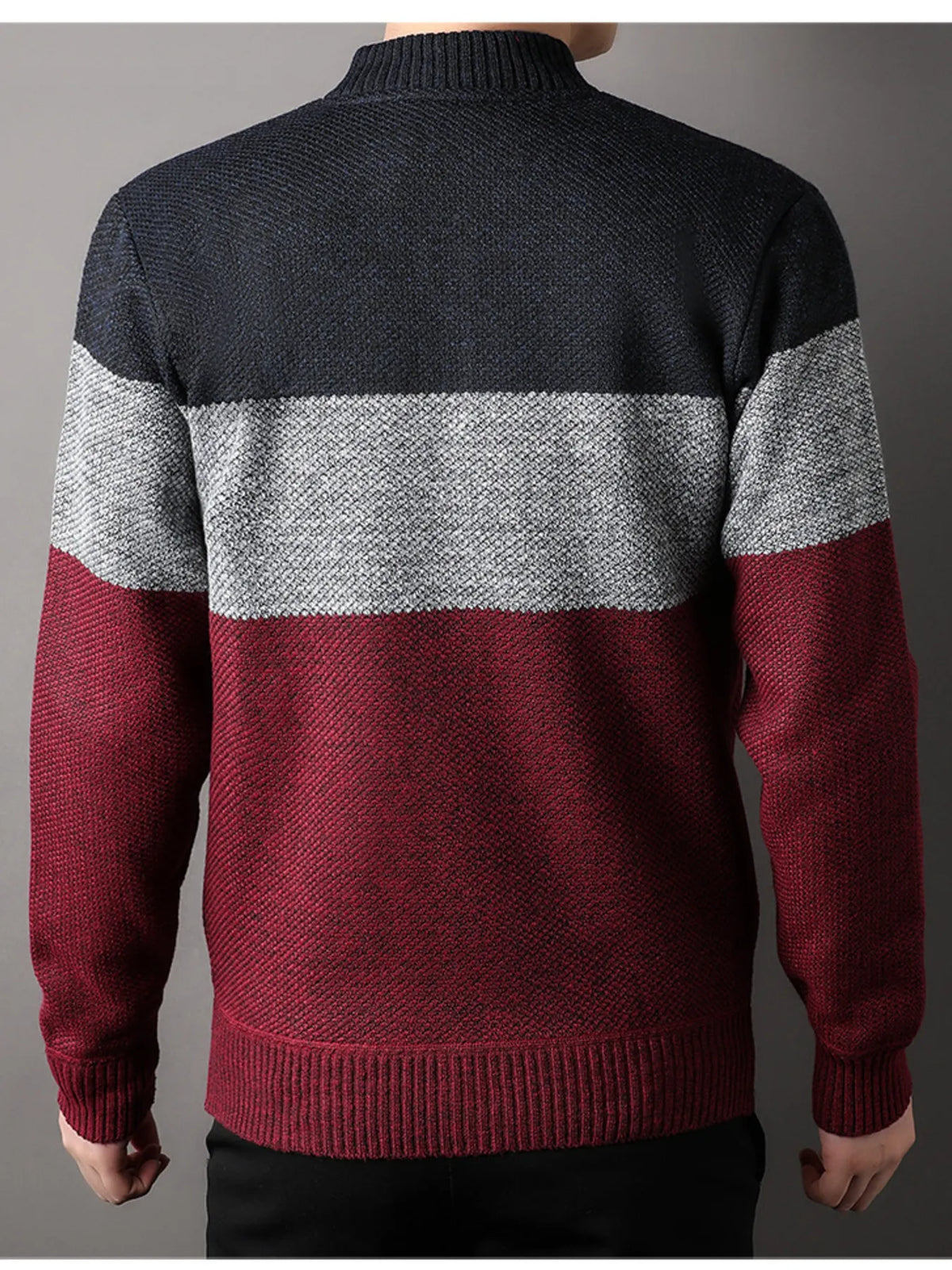 Trendy Men’s Color Block Sweater – Regular Fit & Comfortable Fabric