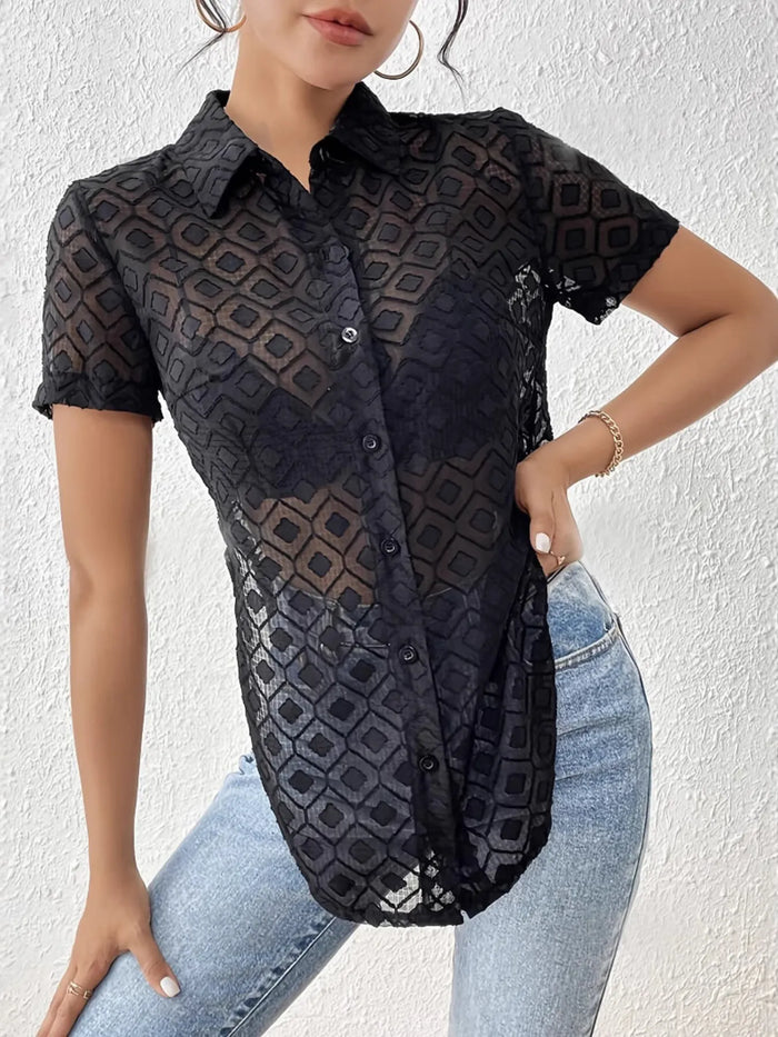 Trendy Women’s Side Slit Short Sleeve Shirt – Casual Blouse for Summer 2025