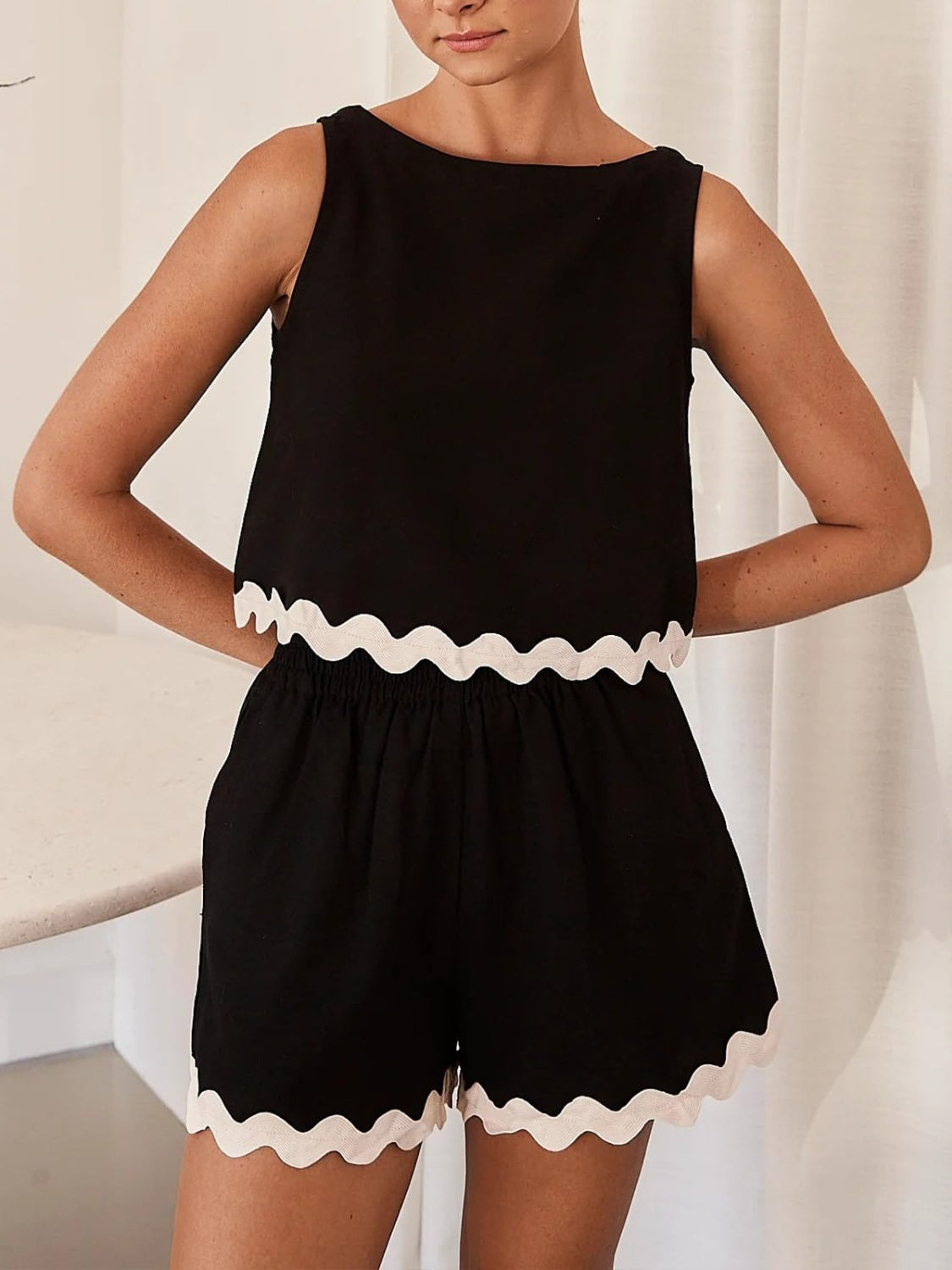 Contrast Trim Round Neck Top and Shorts Set Trandify deal