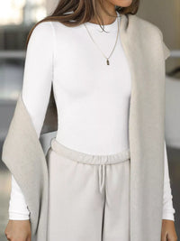 Ribbed Long Sleeve Crop Top - Soft Basic T-Shirt