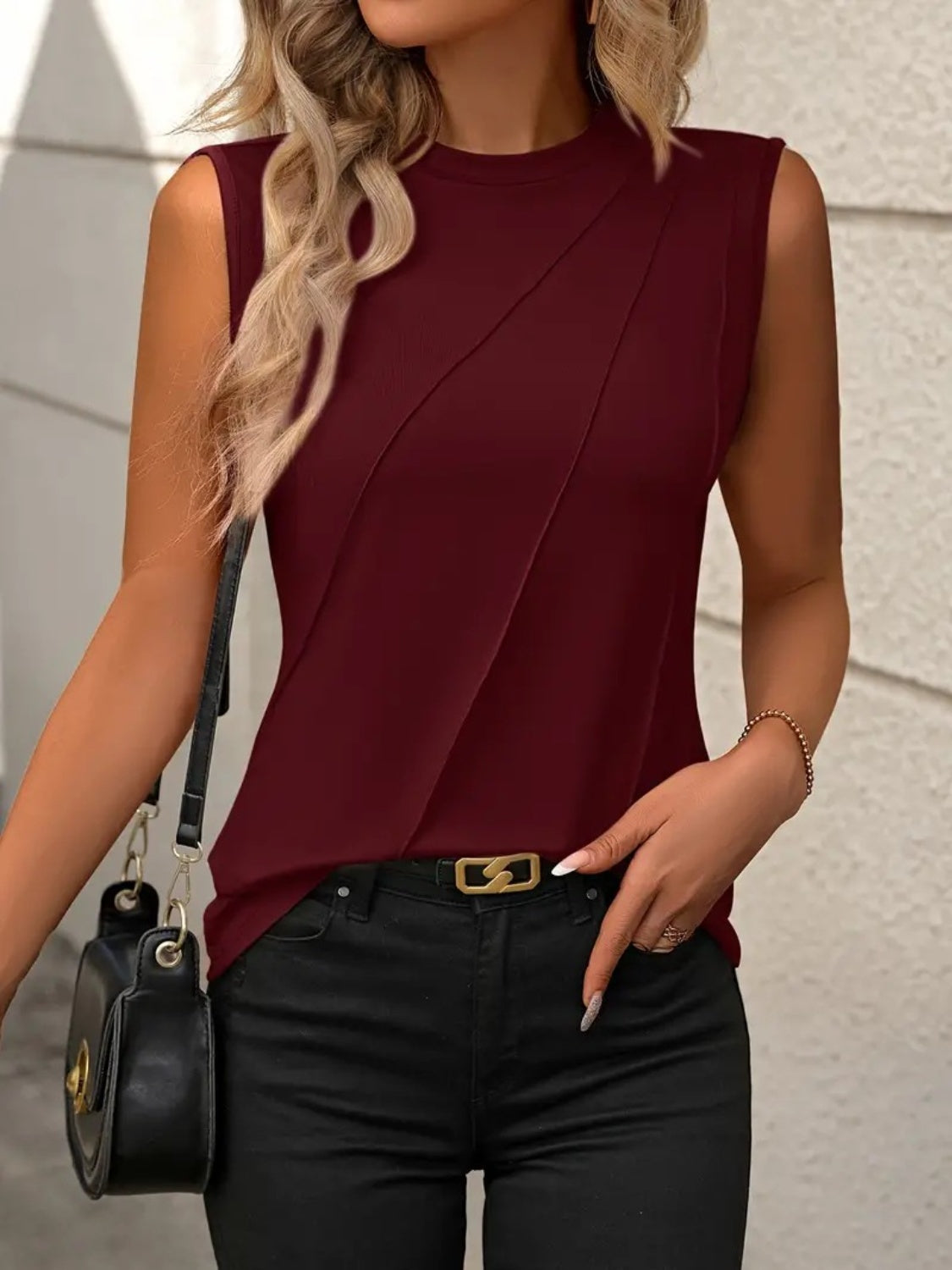 Round Neck Sleeveless Tank Trandify deal
