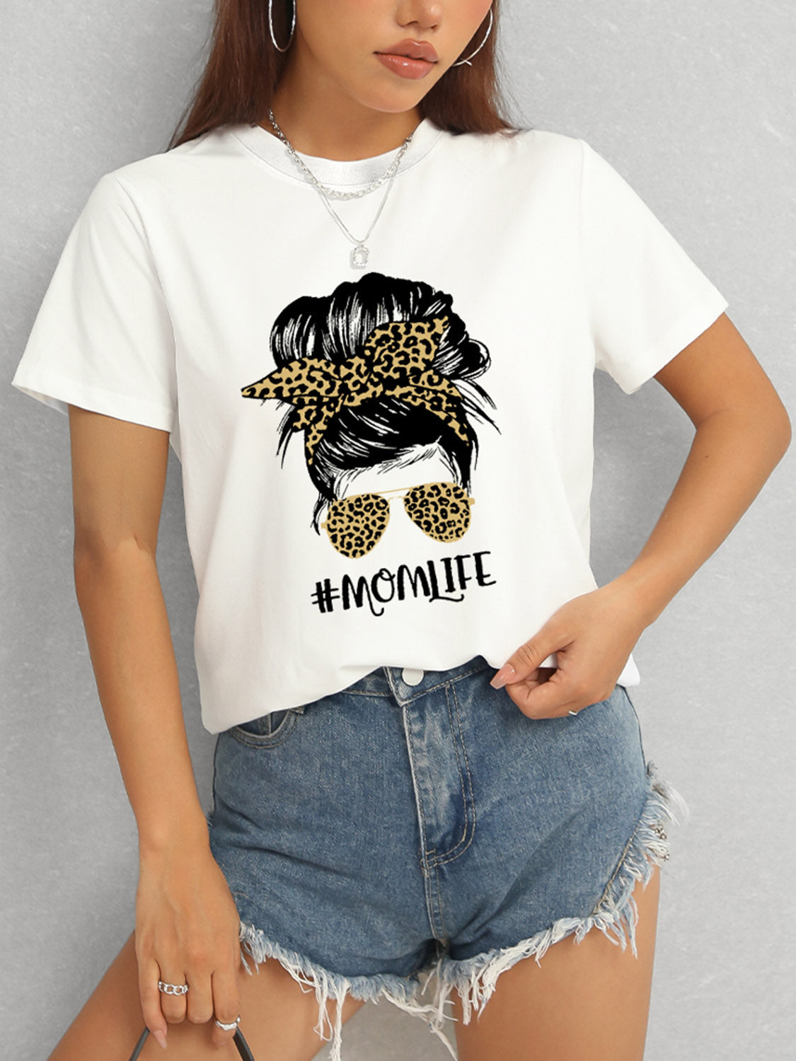 MOMLIFE Round Neck Short Sleeve T-Shirt Trandify deal