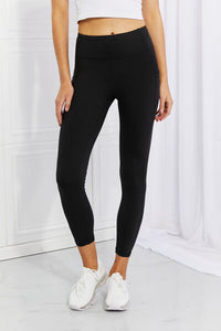Women’s high-waisted reflective dot leggings for running & yoga – USA