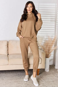 RISEN High Rise Relaxed Joggers Trandify deal